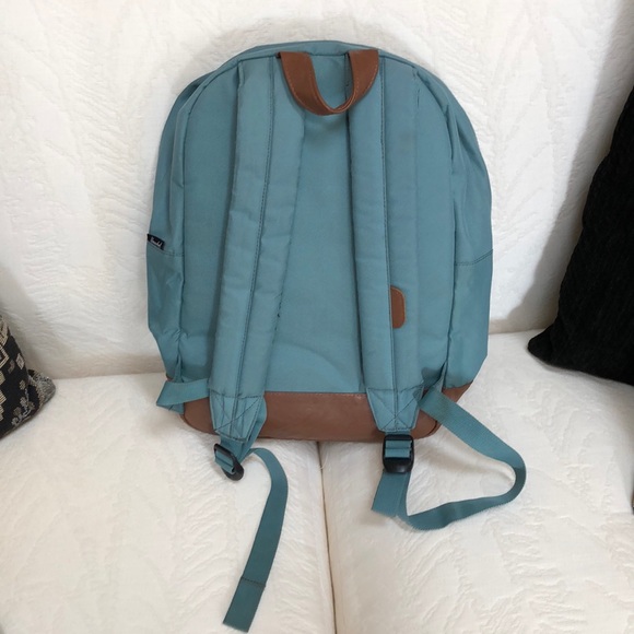 Herschel Bacpack - Picture 2 of 6